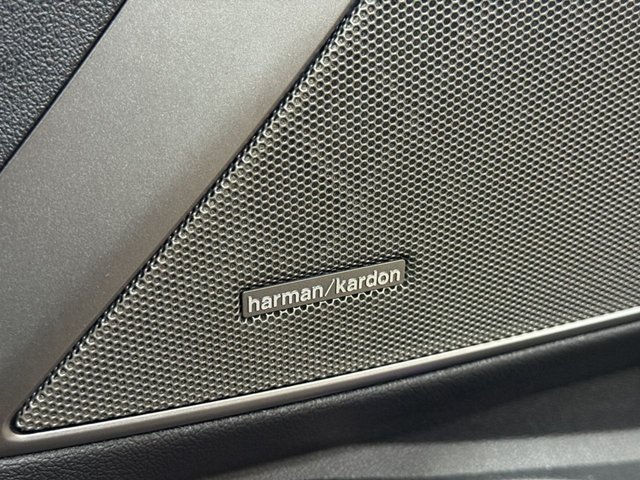 2021 BMW 3 Series 2L M Sport 4dr - Photo 4