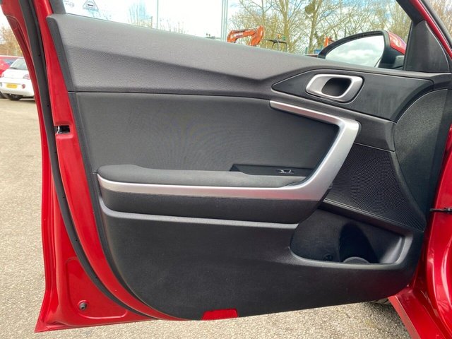 2021 Kia Ceed 1L 2 5dr - Photo 6
