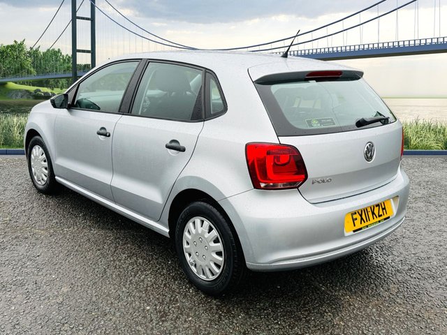 2011 VOLKSWAGEN POLO - Photo 6
