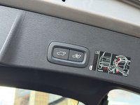USED 2020 70 VOLVO XC40 2.0 B4 MHEV Inscription Pro SUV 5dr Petrol Hybrid Auto Euro 6 (s/s) (197 ps) Panoramic | Lounge Pack