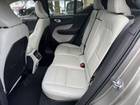 USED 2020 70 VOLVO XC40 2.0 B4 MHEV Inscription Pro SUV 5dr Petrol Hybrid Auto Euro 6 (s/s) (197 ps) Panoramic | Lounge Pack