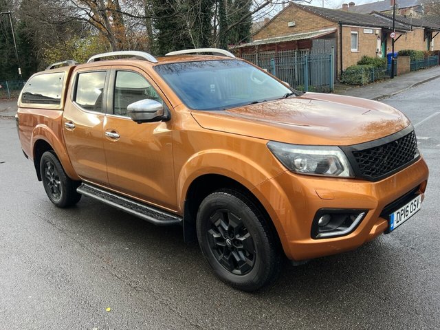 2016 NISSAN NAVARA