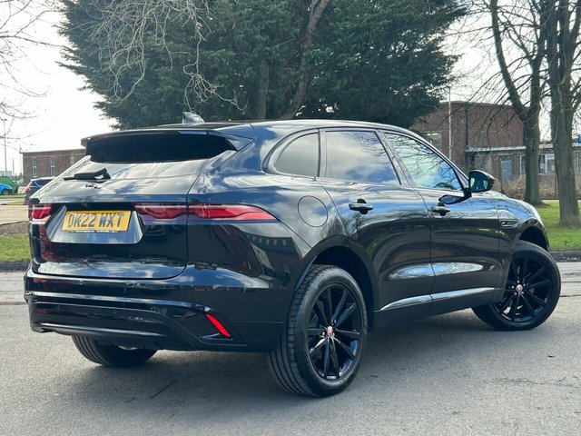 2022 Jaguar F-Pace 2L R-Dynamic Se 5dr - Photo 4