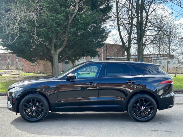 2022 Jaguar F-Pace 2L R-Dynamic Se 5dr - Photo 6