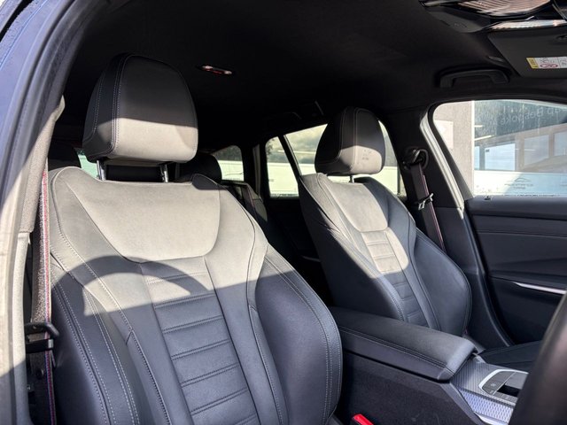 2024 BMW 3 SERIES - Photo 5