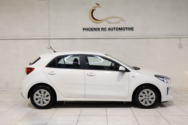 2017 KIA RIO - Photo 2