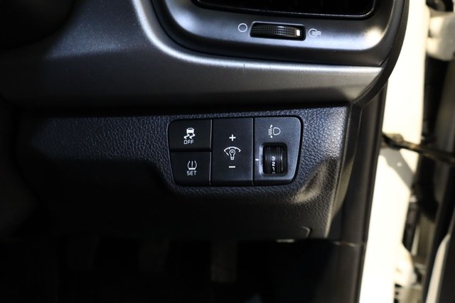 2017 KIA RIO - Photo 10