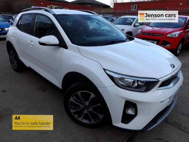 View our KIA STONIC