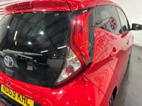 USED 2020 69 TOYOTA AYGO 1.0 VVT-i x-trend Hatchback 5dr Petrol Manual Euro 6 (71 ps) 2 keys, reverse camera, alloys, DAB