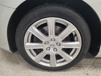 USED 2018 68 VOLVO V40 1.5 T3 GPF Inscription Hatchback 5dr Petrol Auto Euro 6 (s/s) (152 ps) 
