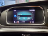 USED 2018 68 VOLVO V40 1.5 T3 GPF Inscription Hatchback 5dr Petrol Auto Euro 6 (s/s) (152 ps) 