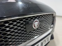 USED 2017 67 JAGUAR XE 2.0i Portfolio Saloon 4dr Petrol Auto AWD Euro 6 (s/s) (250 ps) ONE OWNER | MERIDIAN | ULEZ | NATIONWIDE DELIVERY