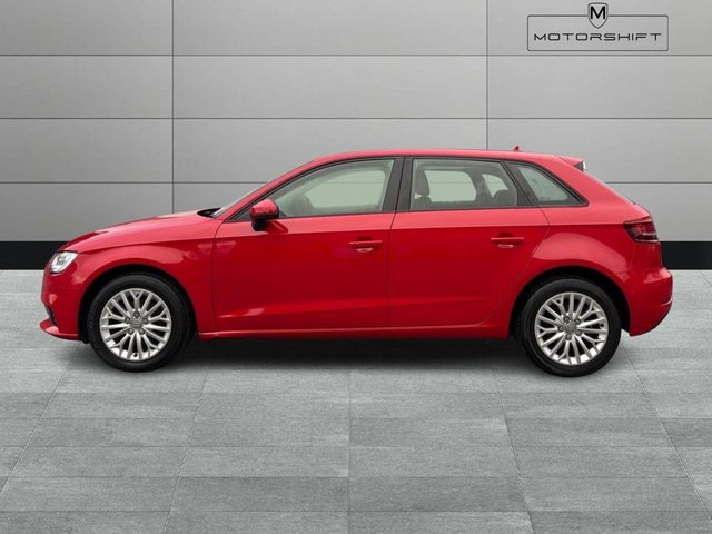 2018 AUDI A3 - Photo 6