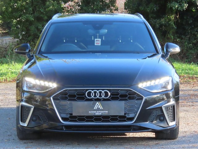 2021 AUDI A4 AVANT - Photo 2