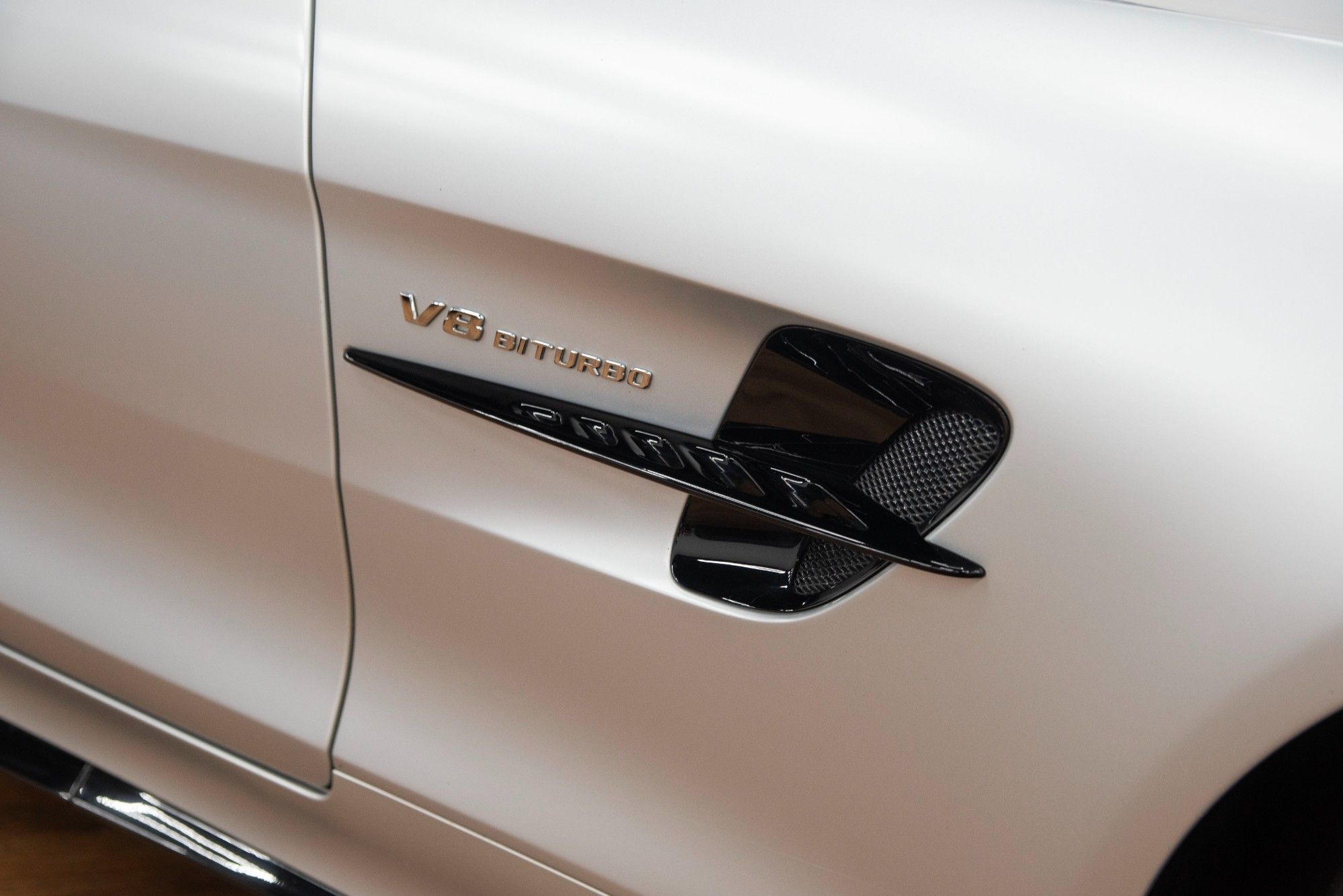 USED 2017 X MERCEDES-BENZ AMG GT 4.0 V8 BiTurbo R (Premium) Coupe  