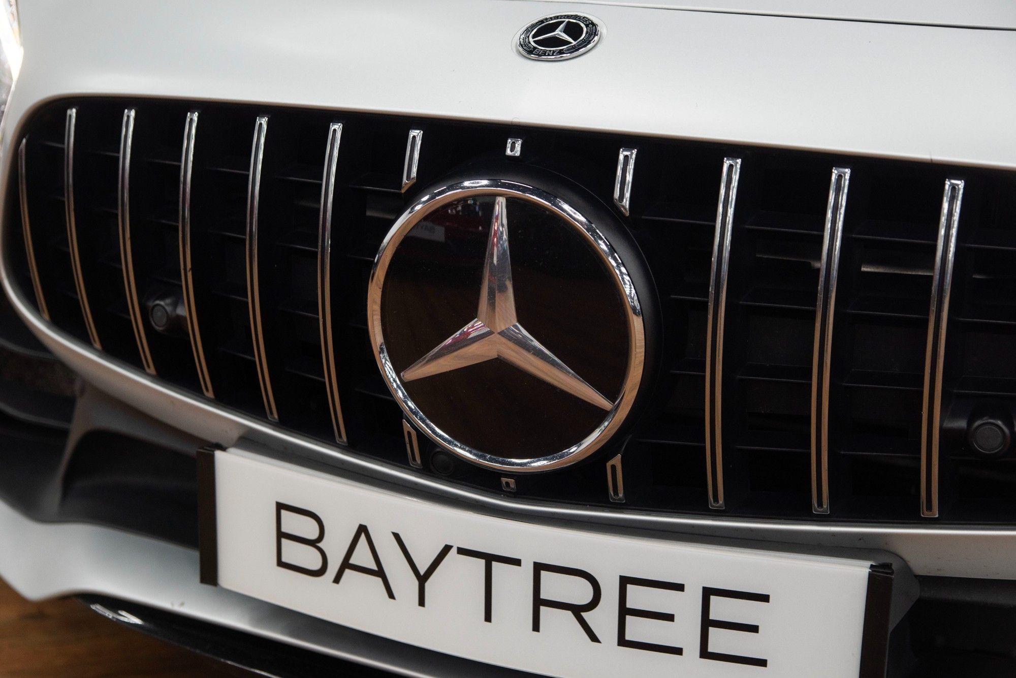 USED 2017 X MERCEDES-BENZ AMG GT 4.0 V8 BiTurbo R (Premium) Coupe  