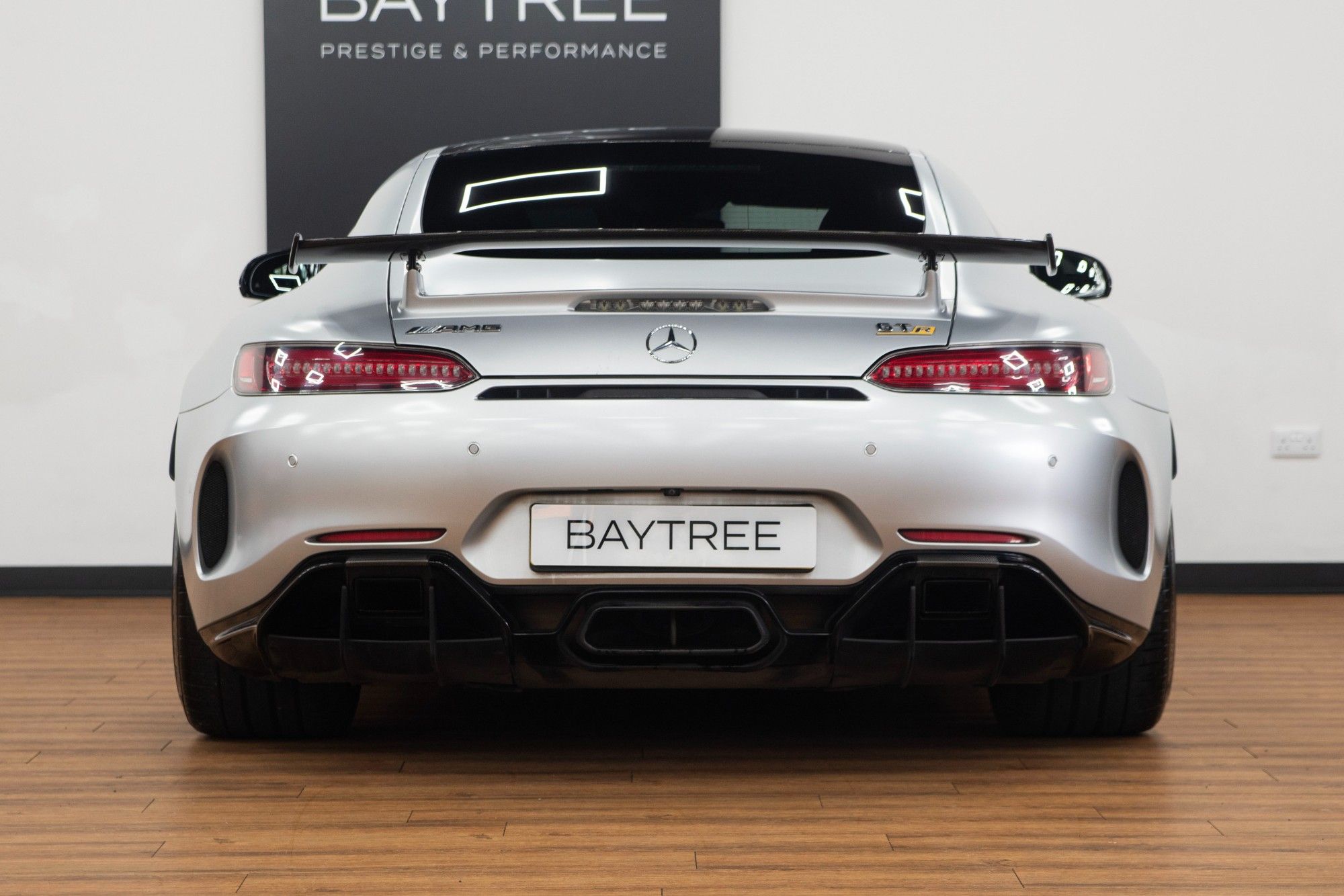 USED 2017 X MERCEDES-BENZ AMG GT 4.0 V8 BiTurbo R (Premium) Coupe  