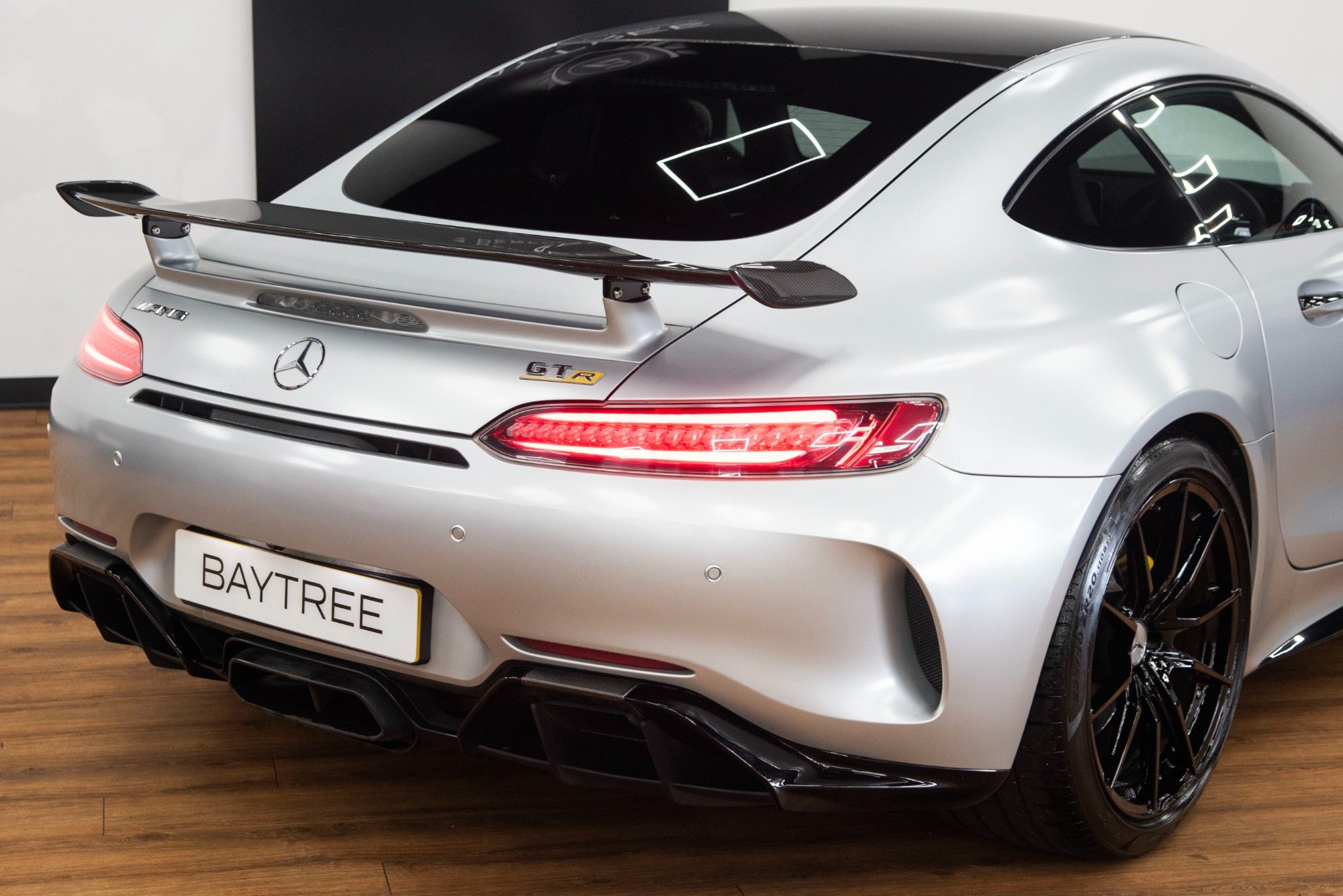 USED 2017 X MERCEDES-BENZ AMG GT 4.0 V8 BiTurbo R (Premium) Coupe  