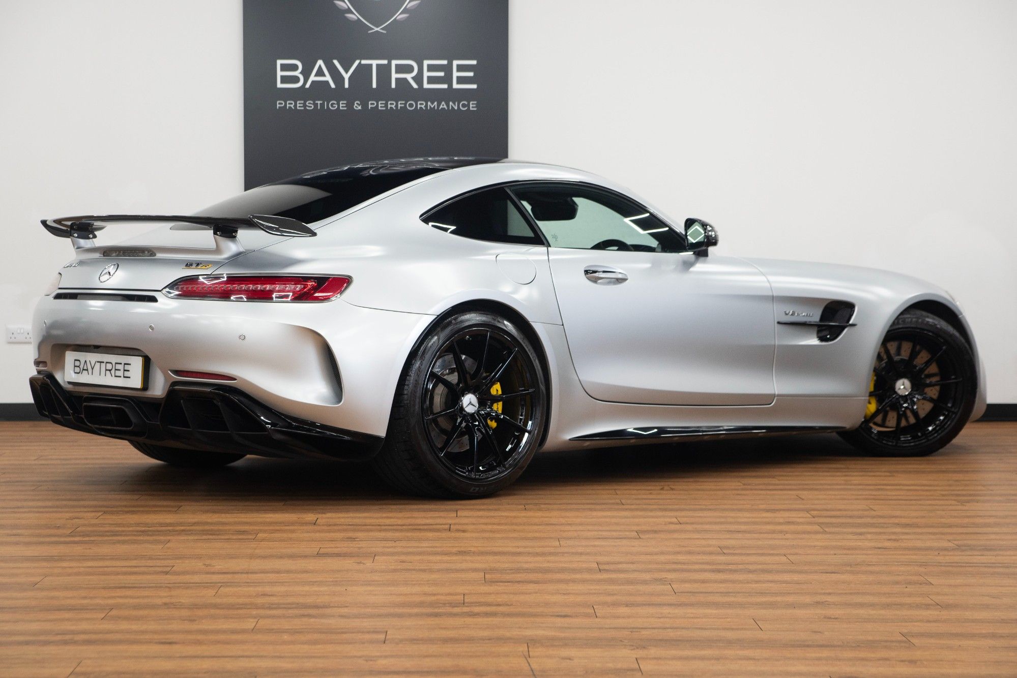 USED 2017 X MERCEDES-BENZ AMG GT 4.0 V8 BiTurbo R (Premium) Coupe  