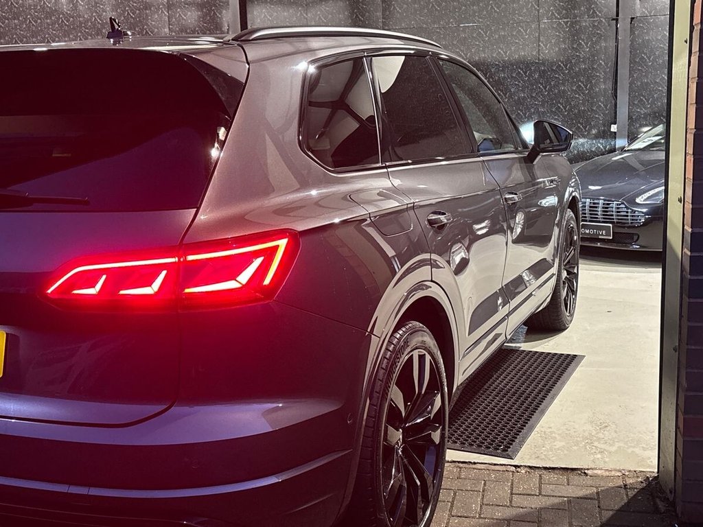 USED 2023 73 VOLKSWAGEN TOUAREG 3.0 TDI V6 Black Edition SUV 5dr Diesel Tiptronic 4Motion Euro 6 (s/s) (286 ps) 1OWNER|PAN ROOF|AIR SUSPENSION