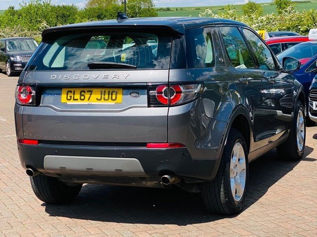 2018 Land Rover Discovery Sport 2L SE Tech 5dr - Photo 12