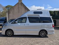 USED 2005 TOYOTA ALPHARD CAMPERVAN New Side Conversion REF K26