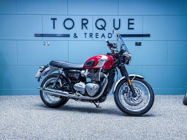 2024 74 Triumph Bonneville T120 1200 Elvis Presley Limited Edition Roadster/Retro Petrol Manual Euro 5 (80 ps)