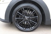 USED 2022 22 MINI HATCH 1.5 Cooper Exclusive Hatchback 5dr Petrol Steptronic Euro 6 (s/s) (136 ps) 