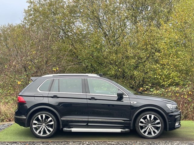 2017 VOLKSWAGEN TIGUAN - Photo 3