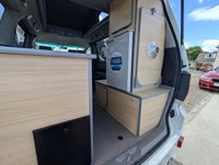 USED 2005 05 TOYOTA ALPHARD CAMPERVAN New Rear Conversion K73