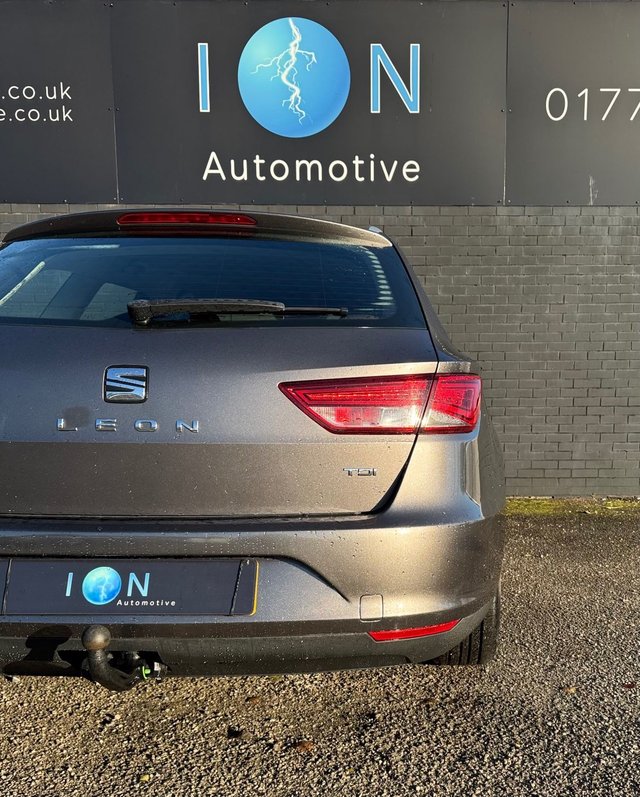 2015 SEAT LEON SPORT TOURER 1.6 TDI CR SE Sport Tourer Estate DSG Auto *20 Tax, Nav,Sat Nav, LED lights* - Photo 5
