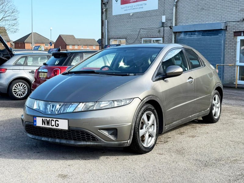 2006 Honda Civic in grey — photo 5 of 25