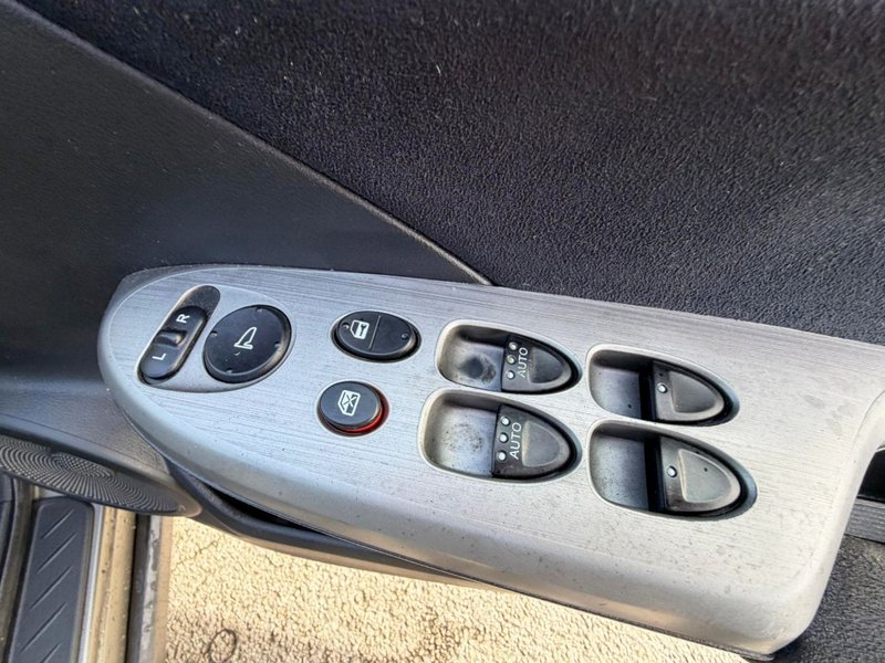 2006 Honda Civic in grey — photo 21 of 25
