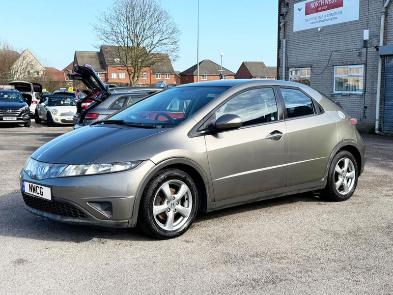 2006 Honda Civic in grey — photo 6 of 25