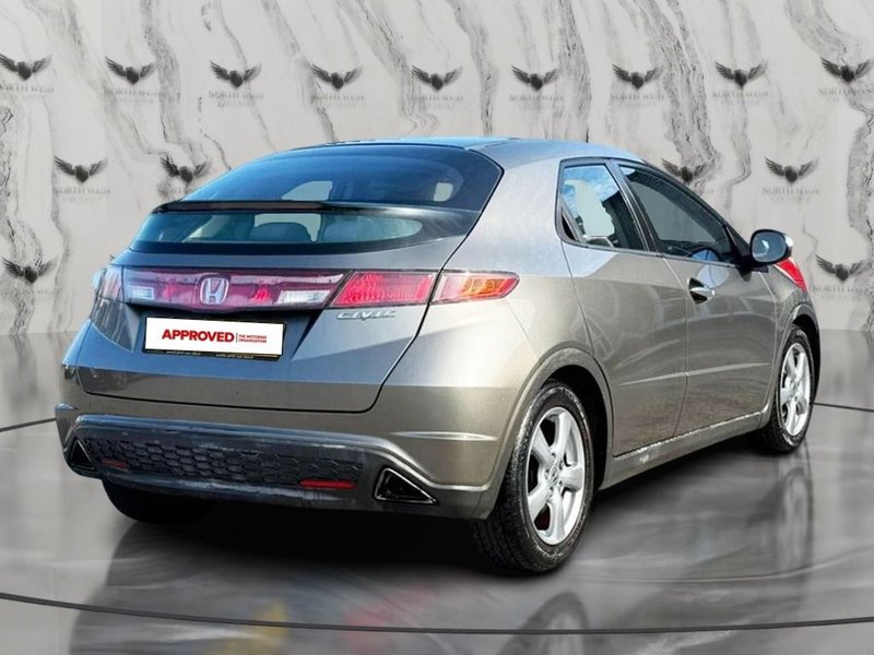 2006 Honda Civic in grey — photo 9 of 26
