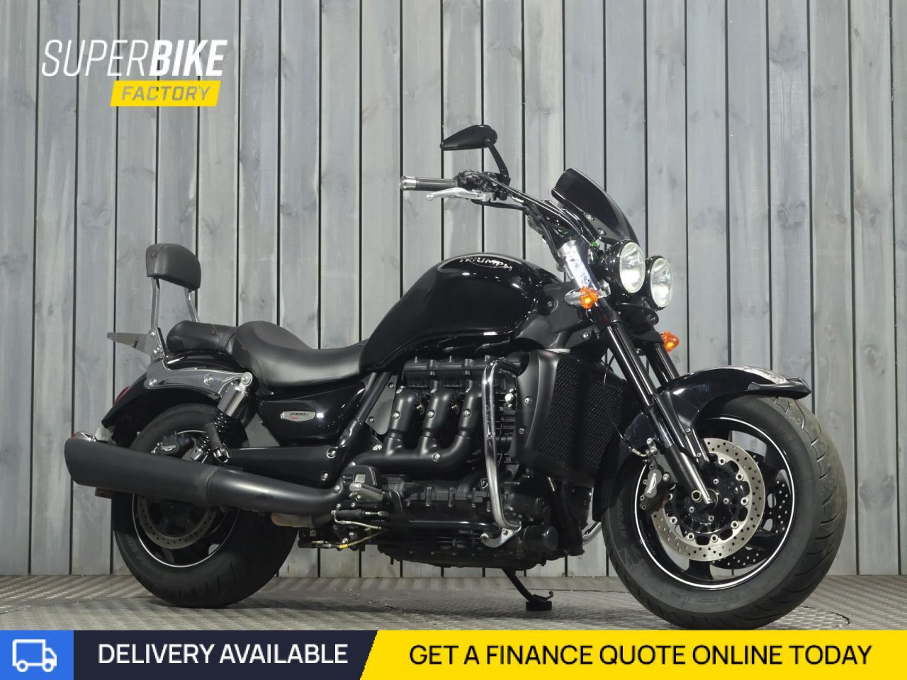 TRIUMPH ROCKET III