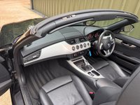 USED 2009 59 BMW Z4 2.5 23i Convertible 2dr Petrol Manual sDrive Euro 5 (204 ps) 