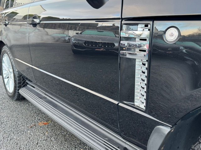 2012 LAND ROVER RANGE ROVER 4.4 TD V8 Westminster SUV 5dr Diesel Auto 4WD Euro 5 (313 bhp) - Photo 9