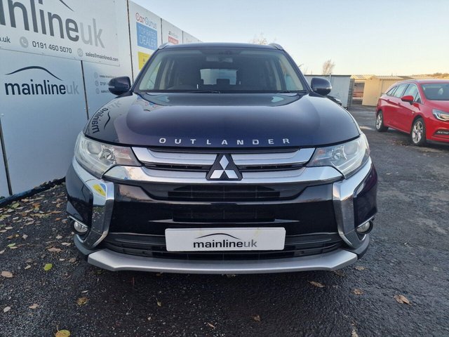 2017 MITSUBISHI OUTLANDER - Photo 2