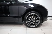 USED 2021 21 PORSCHE MACAN 2.0T SUV 5dr Petrol PDK 4WD Euro 6 (s/s) (245 ps) PANO+14WAY+PASM+HTD WHEEL+21S!