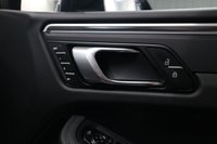 USED 2021 21 PORSCHE MACAN 2.0T SUV 5dr Petrol PDK 4WD Euro 6 (s/s) (245 ps) PANO+14WAY+PASM+HTD WHEEL+21S!