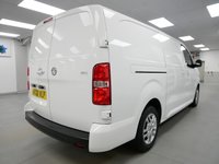 USED 2021 21 VAUXHALL VIVARO 3100 2.0 D 120 BHP L2 LONG WHEELBASE SPORTIVE 6 DOOR 1 OWNER | AIR CON | 3100 WEIGHT | L2 LONG