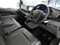 USED 2021 21 VAUXHALL VIVARO 3100 2.0 D 120 BHP L2 LONG WHEELBASE SPORTIVE 6 DOOR 1 OWNER | AIR CON | 3100 WEIGHT | L2 LONG