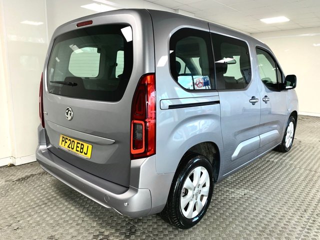 2020 Vauxhall Combo Life 1.5L Energy 5dr - Photo 2