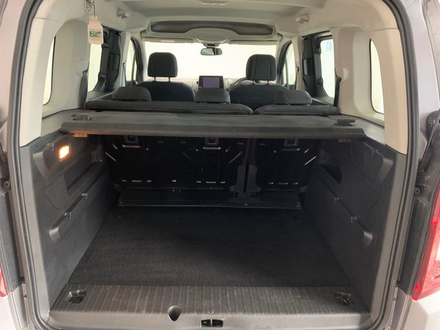 2020 Vauxhall Combo Life 1.5L Energy 5dr - Photo 5