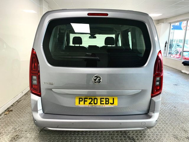 2020 Vauxhall Combo Life 1.5L Energy 5dr - Photo 9