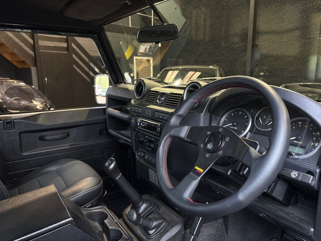 USED 2015 64 LAND ROVER DEFENDER 2.2 TDCi XS Station Wagon Double Cab 5dr Diesel Manual 4WD MWB Euro 5 (122 ps) REAR CAMERA|SECURITY S/WHEEL