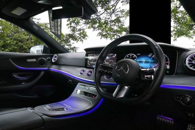 2021 Mercedes-Benz E-CLASS - Photo 6