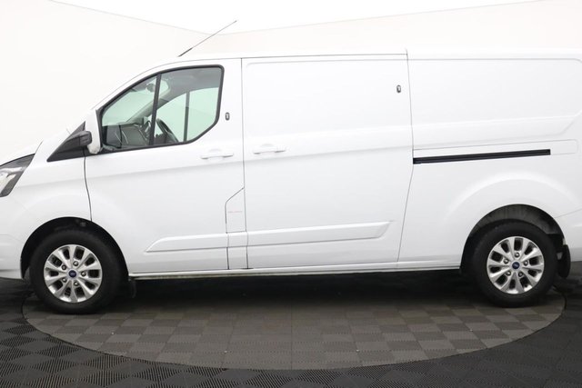 2022 Ford Transit Custom 2L Limited 5dr - Photo 8
