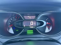 USED 2016 66 RENAULT CAPTUR 1.2 TCe ENERGY Signature Nav SUV 5dr Petrol Auto Euro 6 (s/s) (120 ps) 